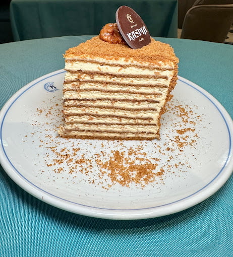 مطعم فرنسي فاخر يقع في مركز دبي المالي العالمي