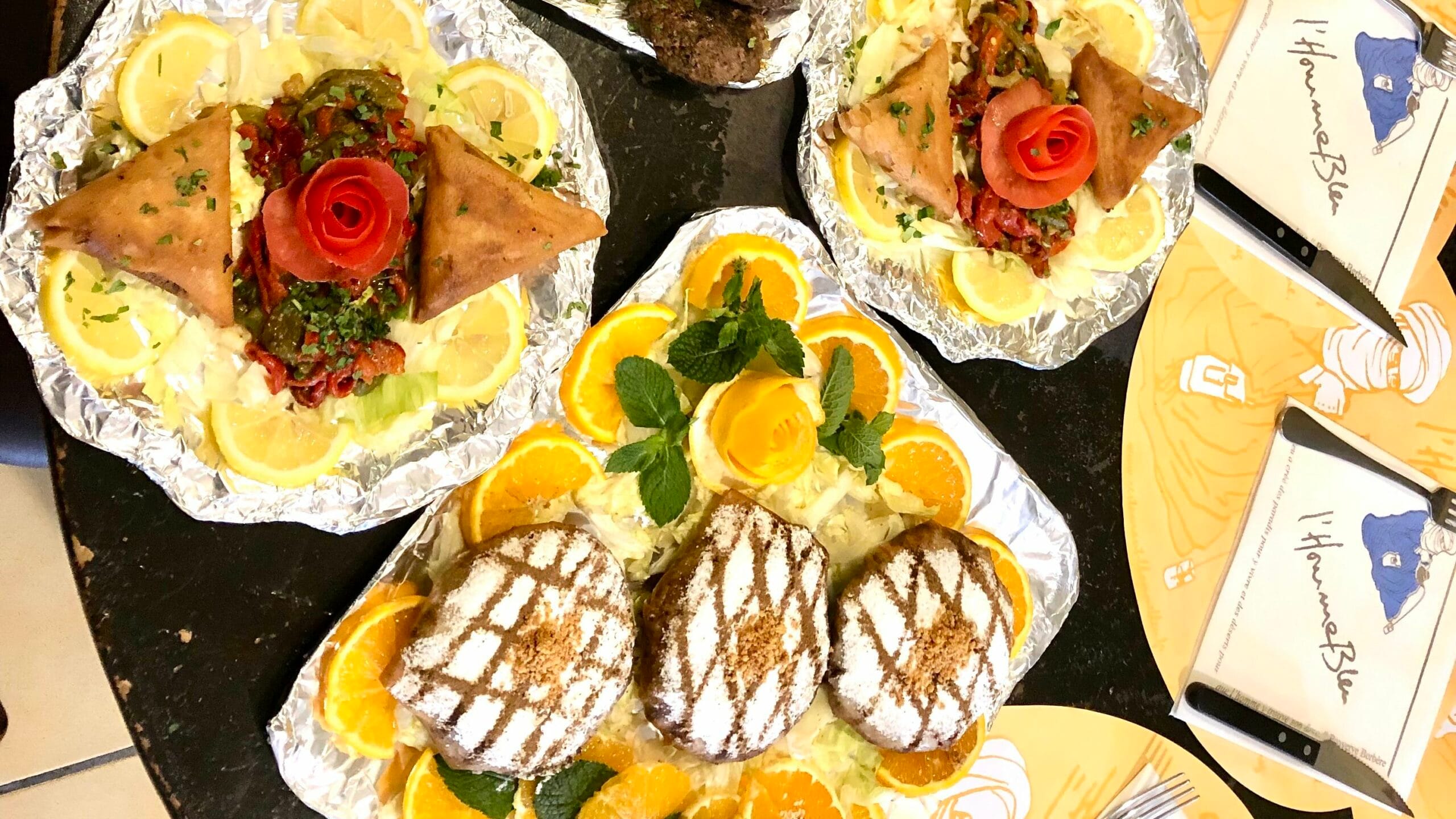 يقدم الاطباق المغربية والمتوسطية والافريقية والشرق اوسطية 