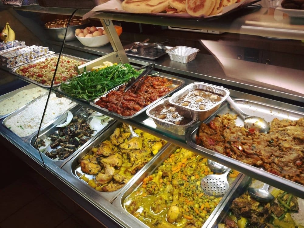 يقدم أفضل أطباق الكباب 