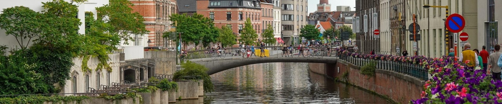 pexels-magda-ehlers-12823414